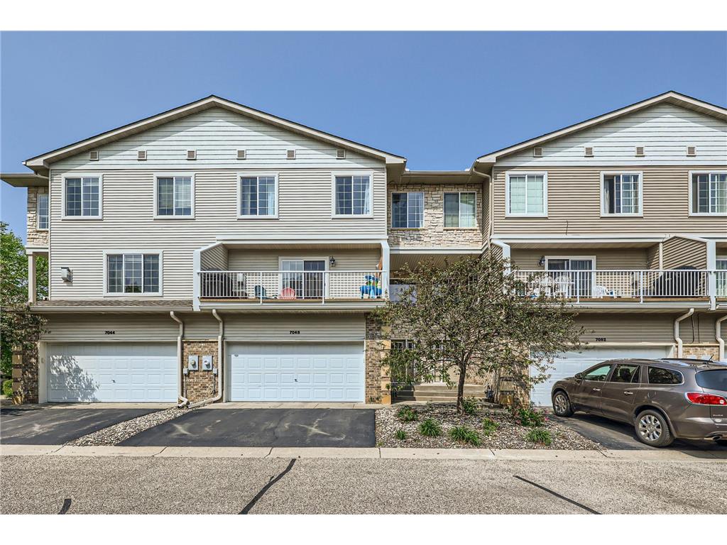 7048 S Park Drive Savage MN 55378 6389825 image1