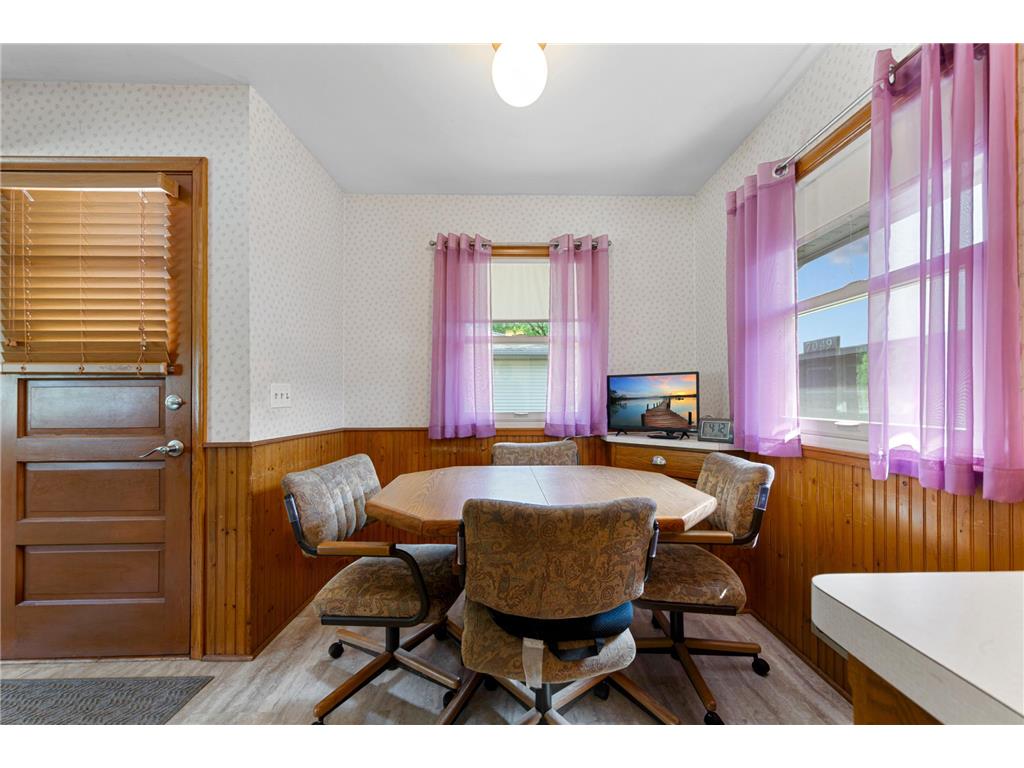 7049 Ewing Avenue N Brooklyn Center MN 55429 7080558 image18
