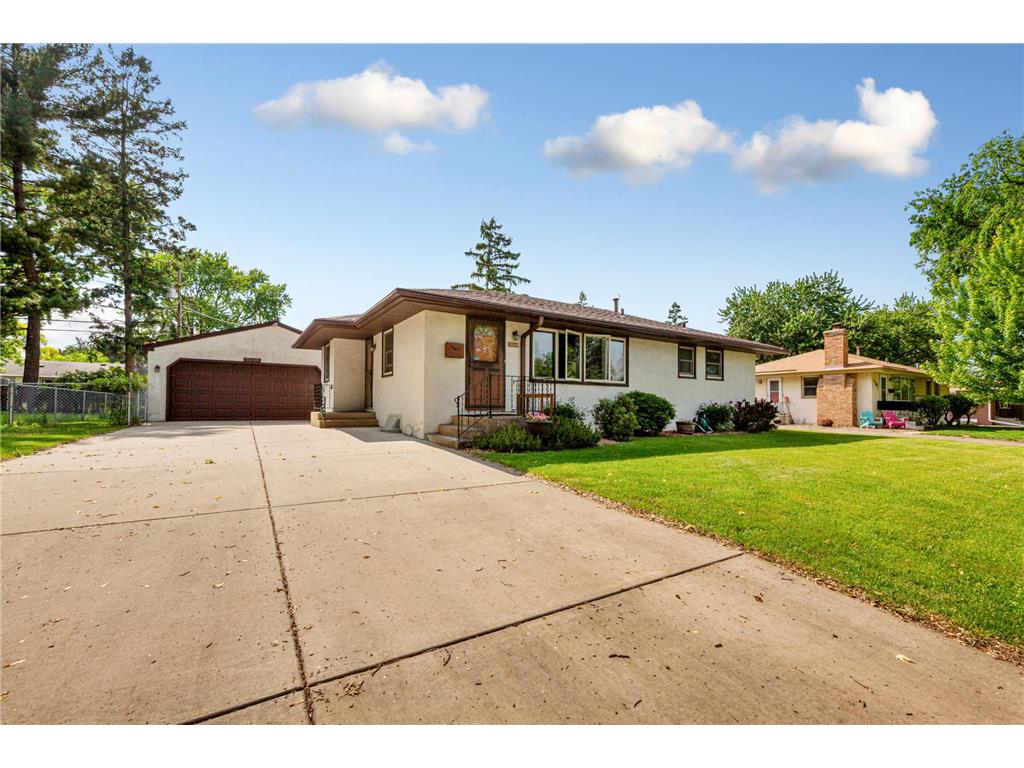 7049 Ewing Avenue N Brooklyn Center MN 55429 7080558 image3