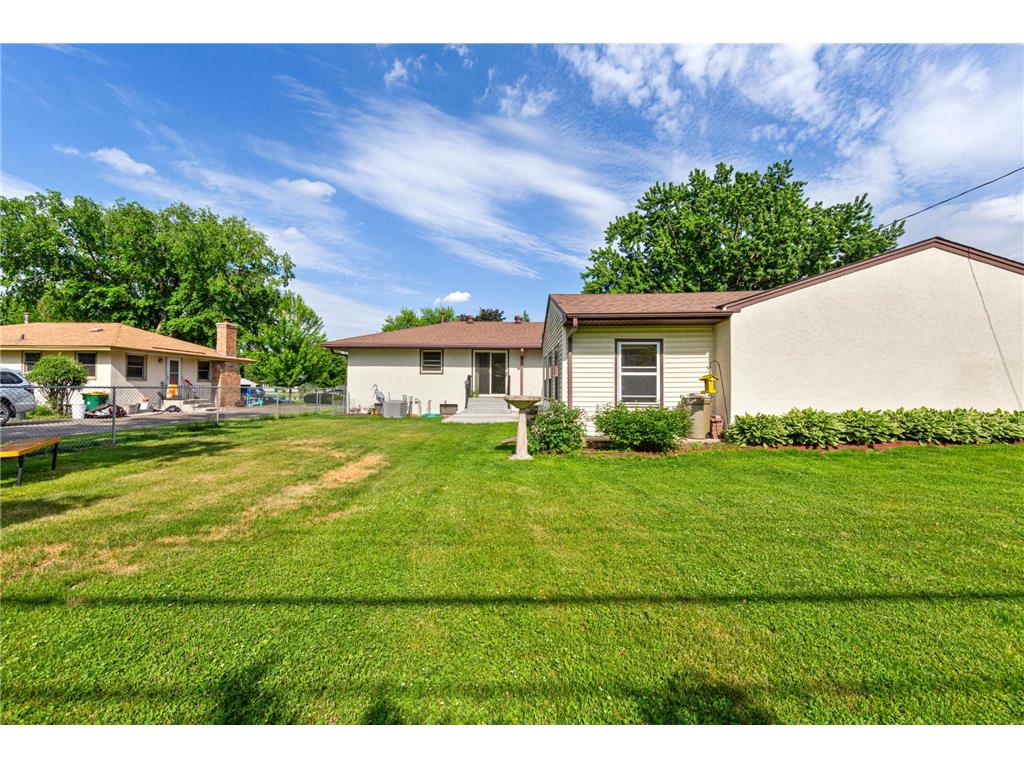 7049 Ewing Avenue N Brooklyn Center MN 55429 7080558 image6