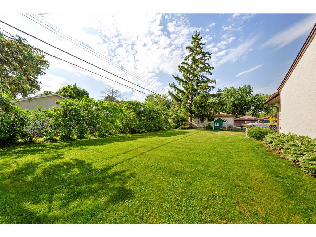 7049 Ewing Avenue N Brooklyn Center MN 55429 7080558 image7