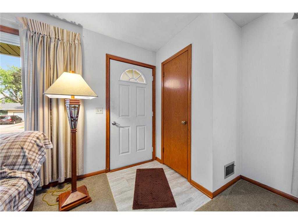 7049 Ewing Avenue N Brooklyn Center MN 55429 7080558 image8