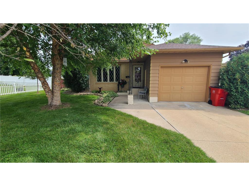 705 10th Street SW Austin MN 55912 6588822 image1