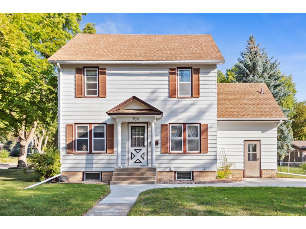 705 14th Street E, Glencoe, MN, 55336 MLS 6470219 Edina Realty