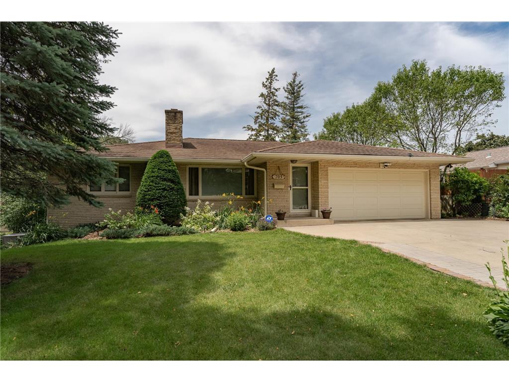 705 15th Avenue SW Rochester MN 55902 6574576 image1