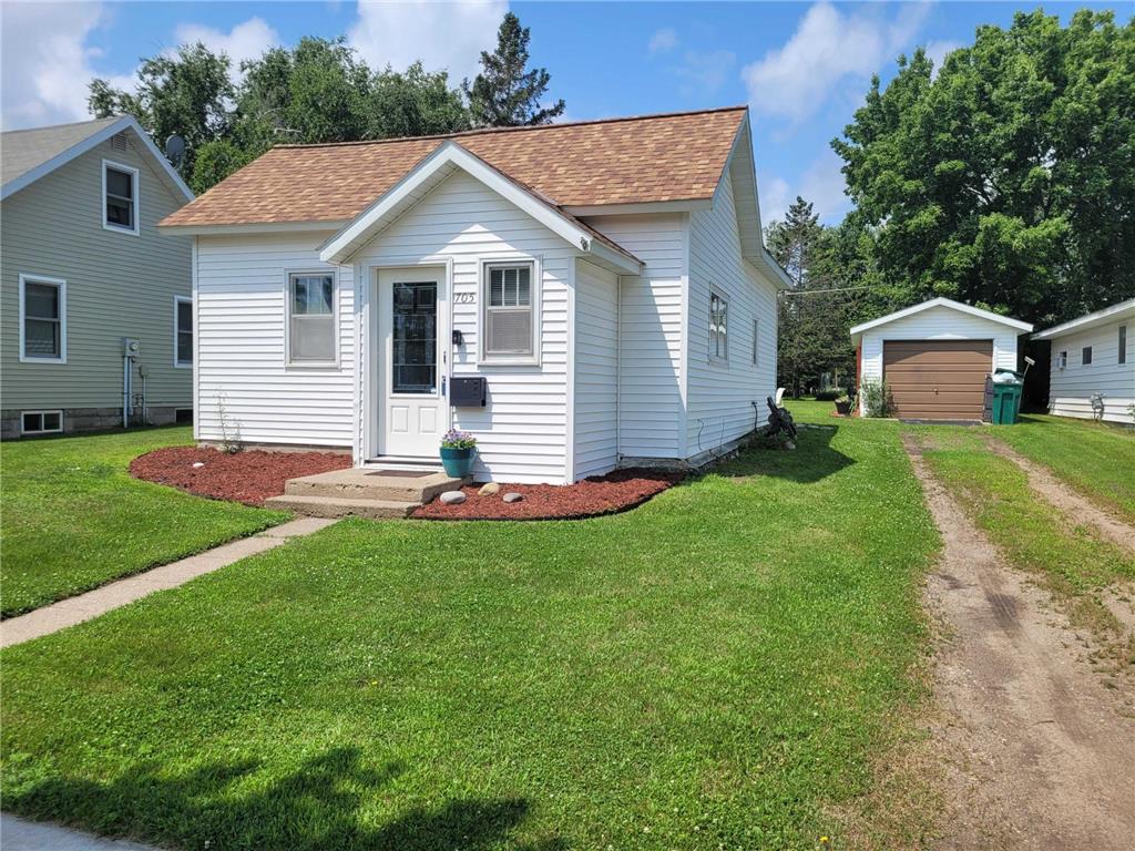 705 3rd Street SE Wadena MN 56482 6569841 image1