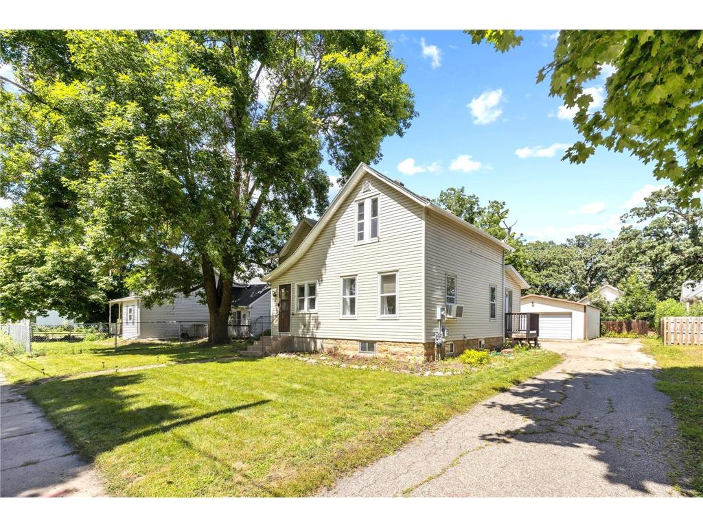 705 4th Avenue SE Waseca MN 56093 6584033 image1