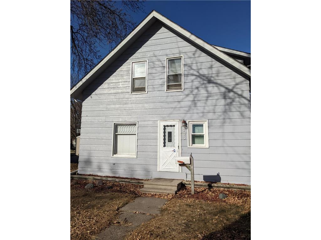 705 4th Avenue SW, Hutchinson, MN 55350 MLS 6310996 Edina Realty