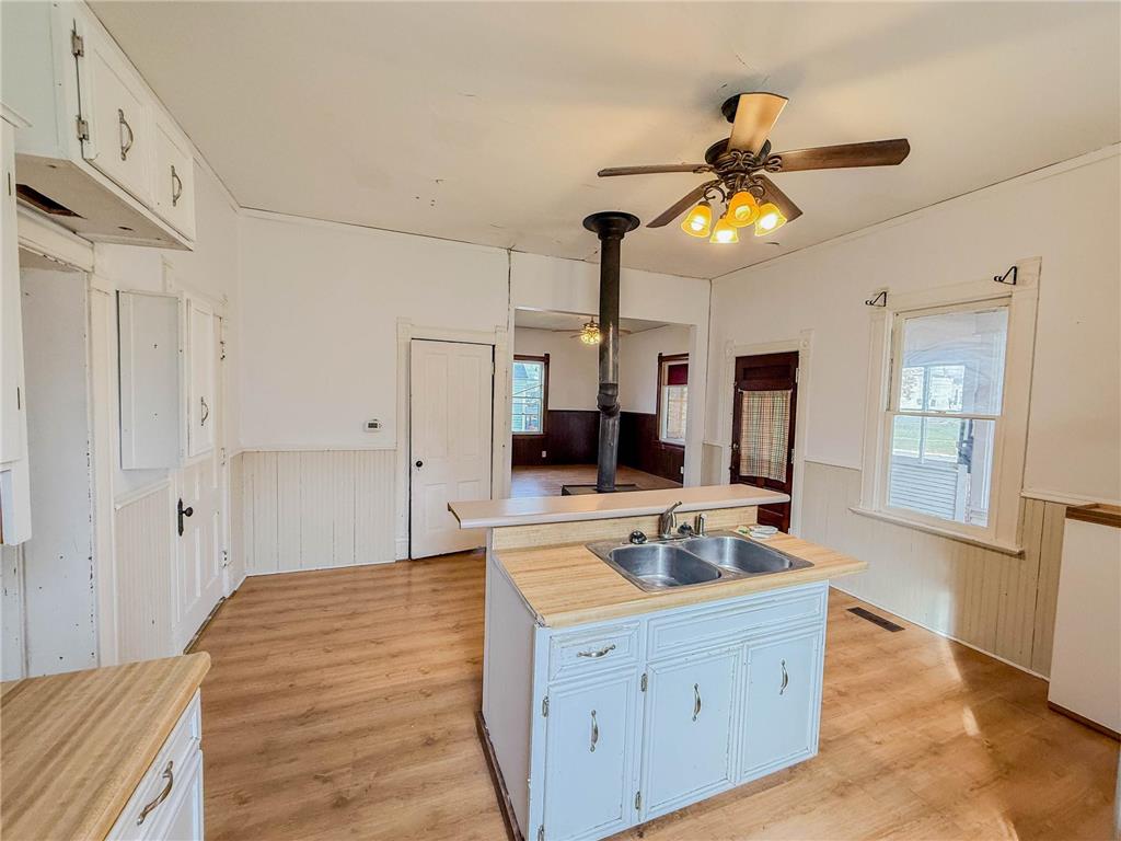 705 E Depue Avenue Olivia MN 56277 6812490 image10