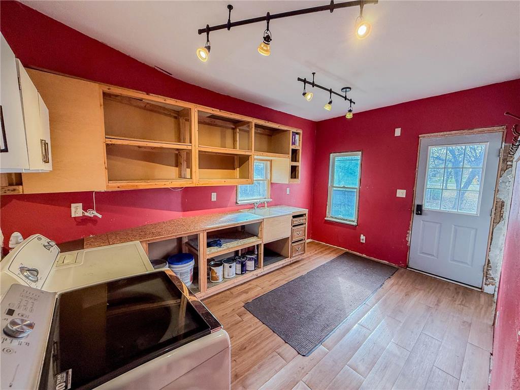 705 E Depue Avenue Olivia MN 56277 6812490 image12