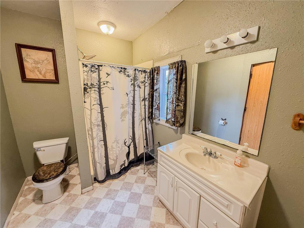 705 E Depue Avenue Olivia MN 56277 6812490 image15