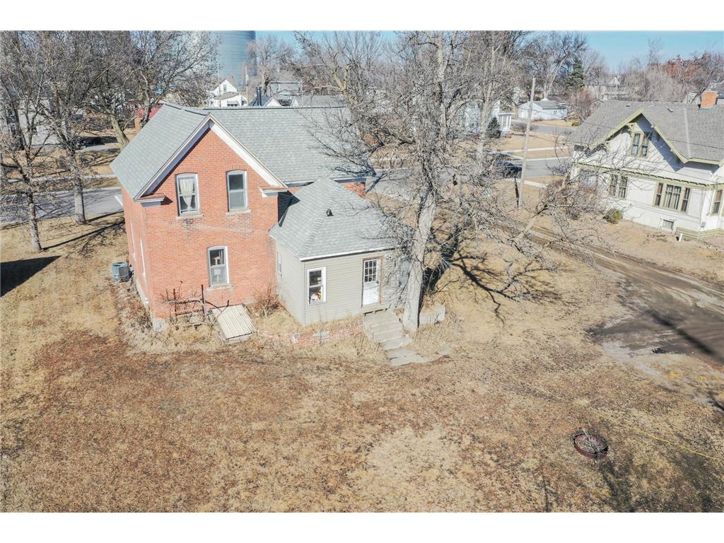 705 E Depue Avenue Olivia MN 56277 6812490 image4