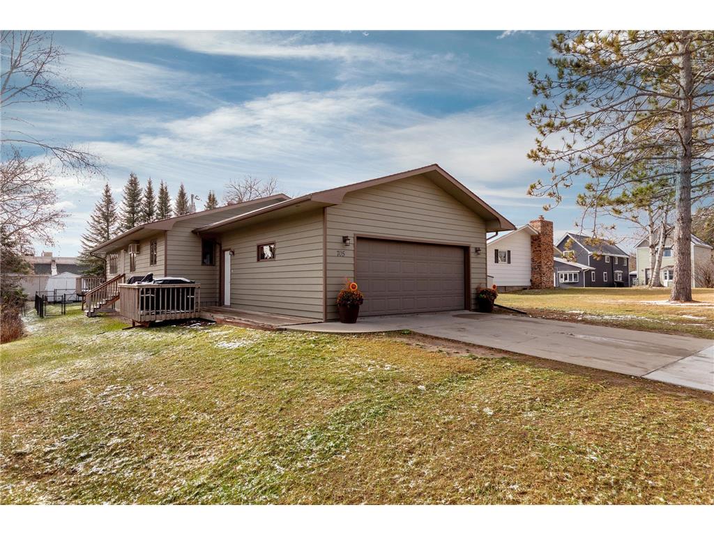 705 Front Street W Walker MN 56484 6633950 image1