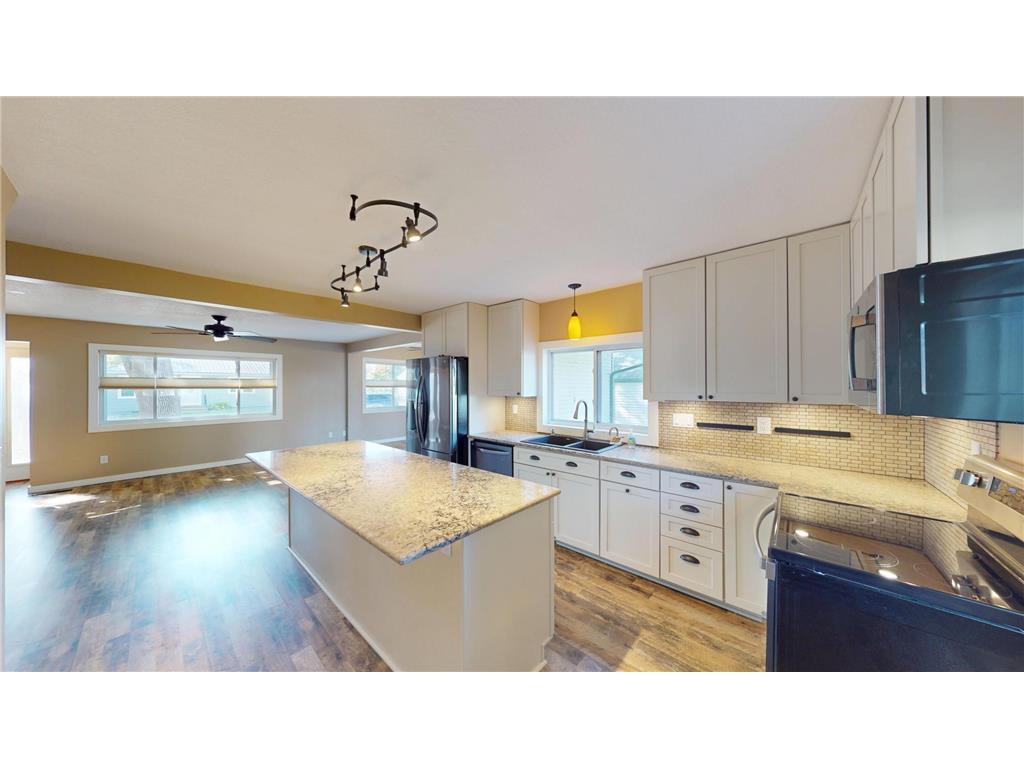 705 Glenview Drive Albert Lea MN 56007 7021785 image8