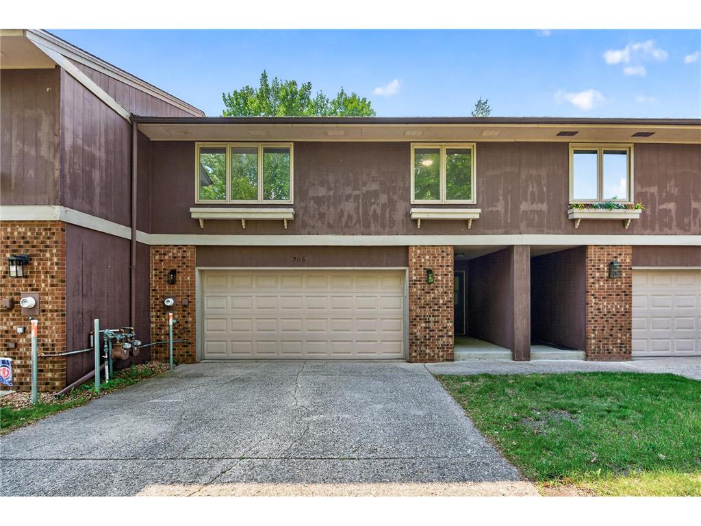 705 Green Avenue SE Watertown MN 55388 7101788 image1