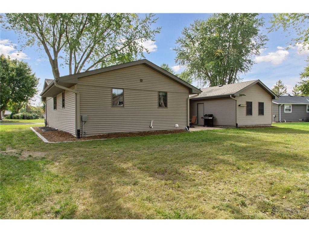 705 Highland Drive New Prague MN 56071 6808850 image34
