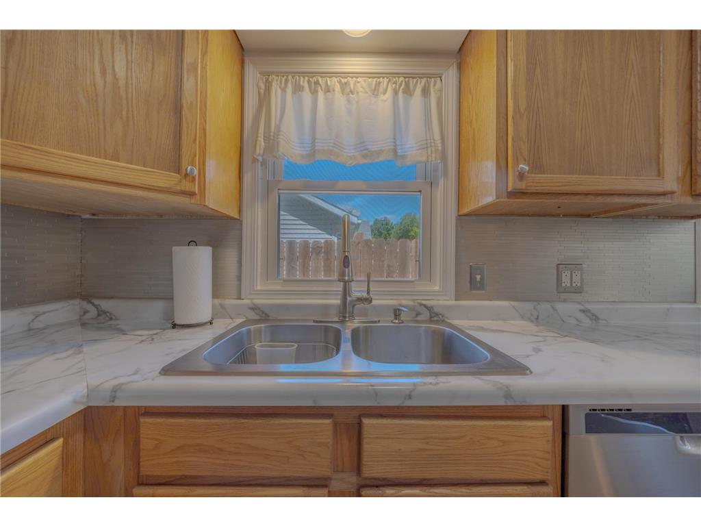 705 Johanna Avenue Willmar MN 56201 7114334 image10