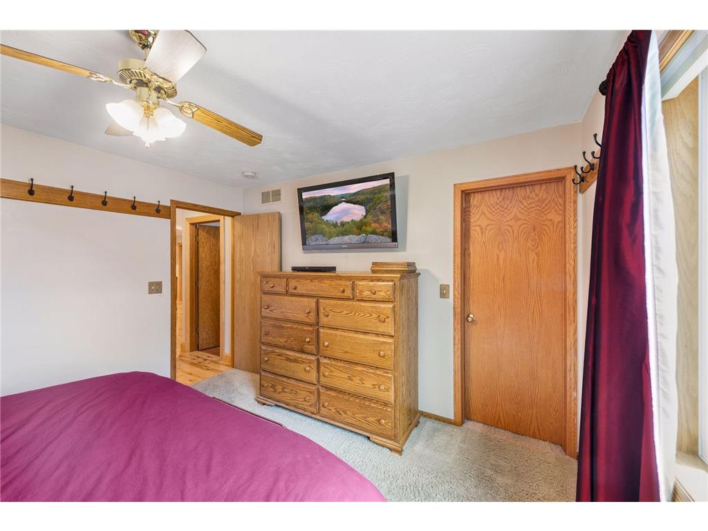 705 Leon Street Jordan MN 55352 7058848 image26