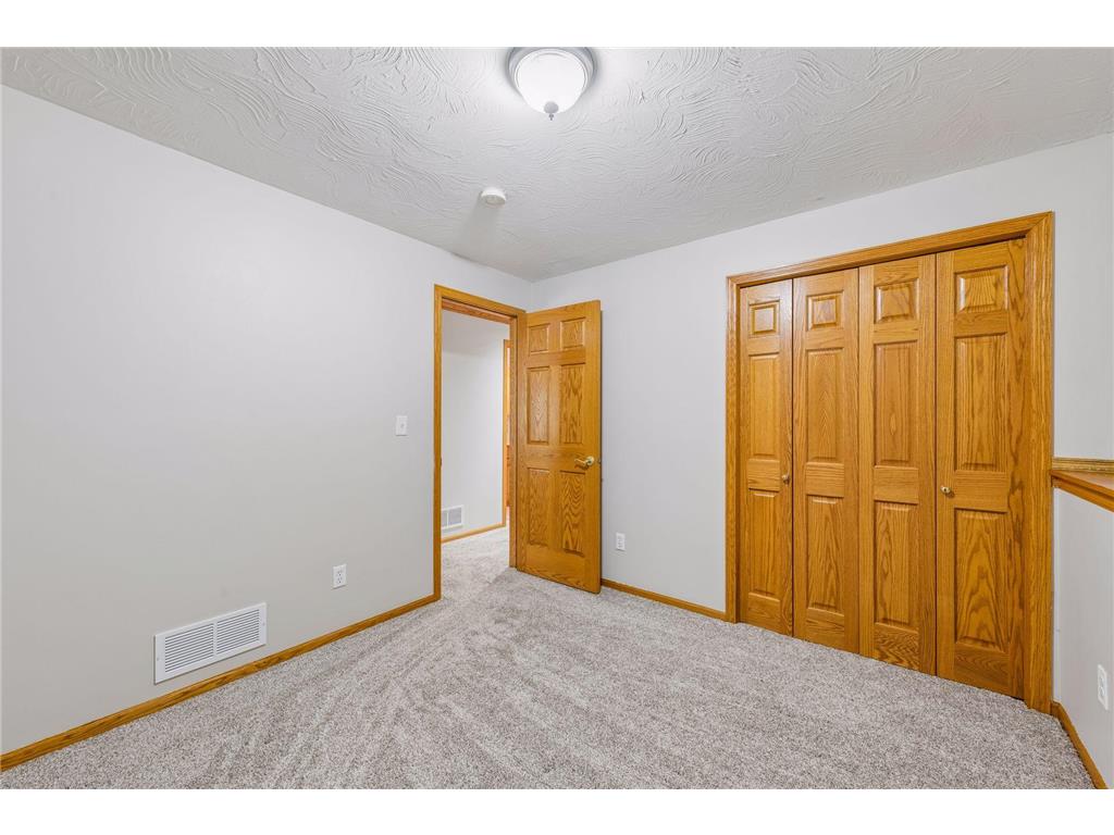 705 Leon Street Jordan MN 55352 7058848 image32