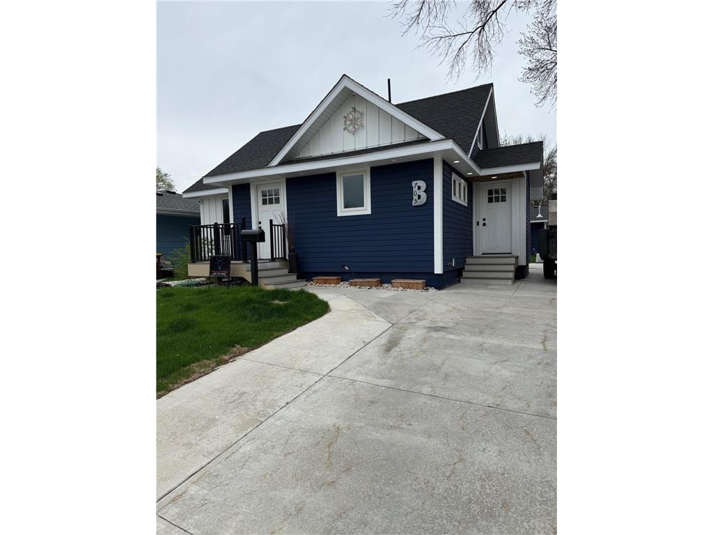705 Main Street E New Prague MN 56071 7070799 image1