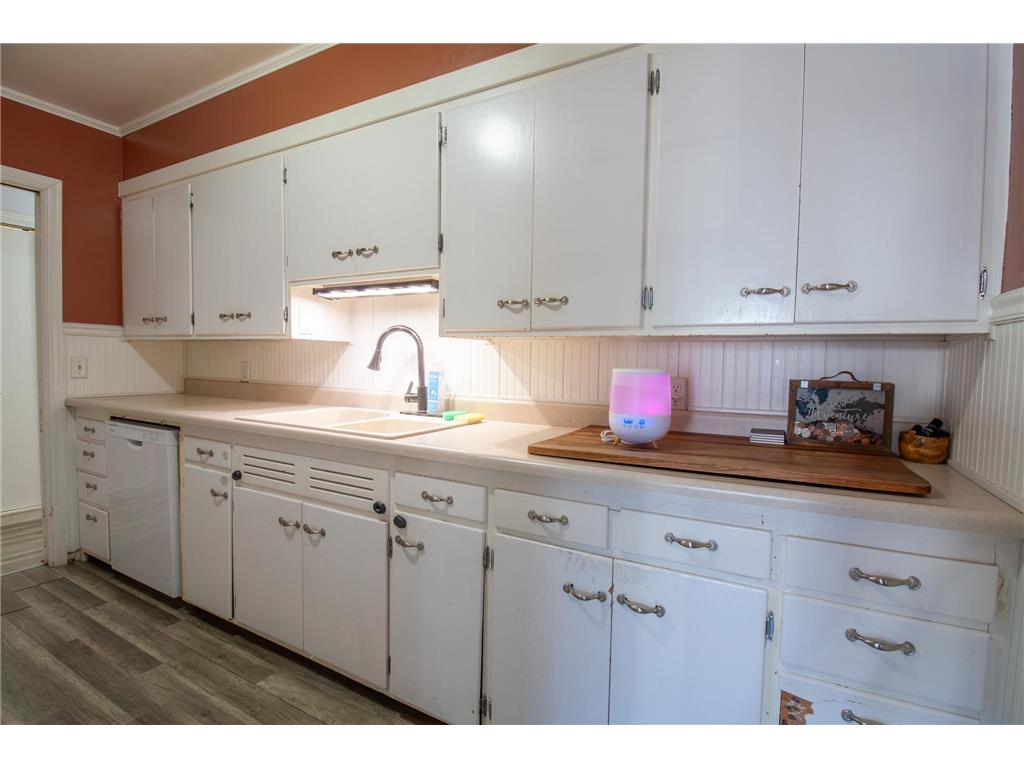 705 Marshall Avenue Henning MN 56551 7090555 image12