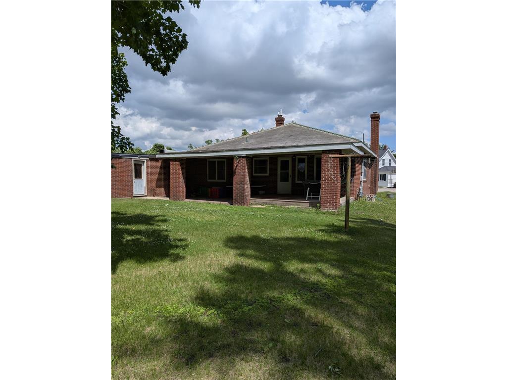 705 Marshall Avenue Henning MN 56551 7090555 image36