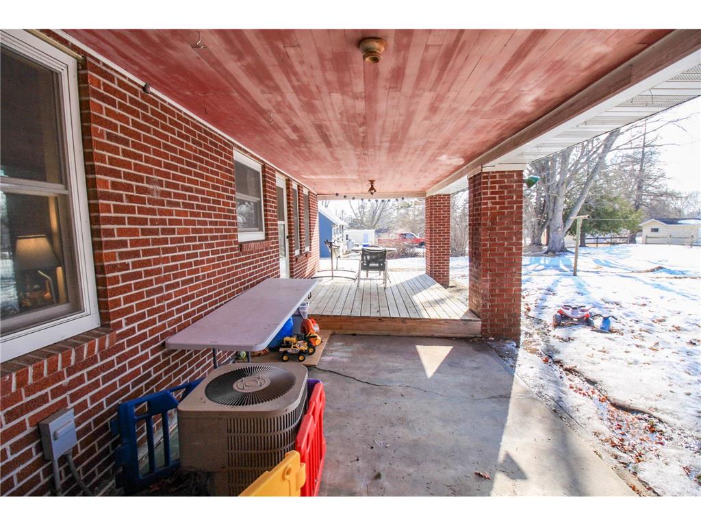 705 Marshall Avenue Henning MN 56551 7090555 image40