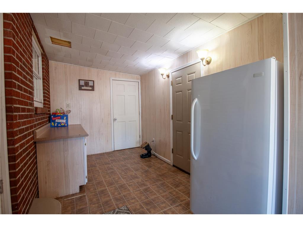 705 Marshall Avenue Henning MN 56551 7090555 image41