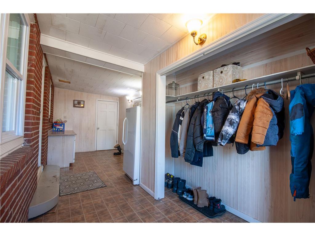 705 Marshall Avenue Henning MN 56551 7090555 image5