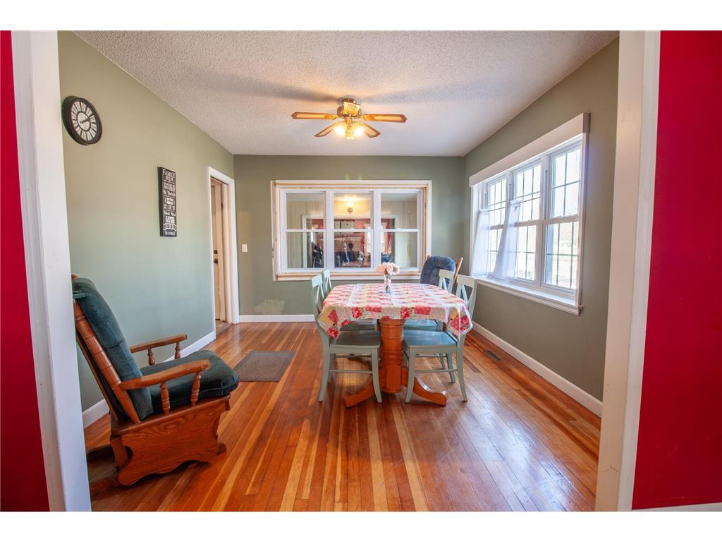 705 Marshall Avenue Henning MN 56551 7090555 image8
