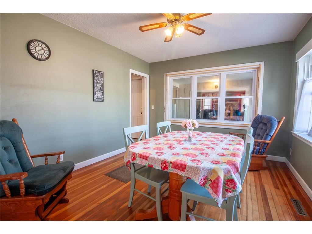 705 Marshall Avenue Henning MN 56551 7090555 image9