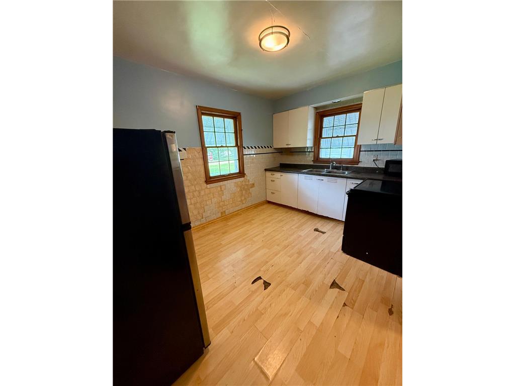 705 N Carver Street Winthrop MN 55396 6773930 image11