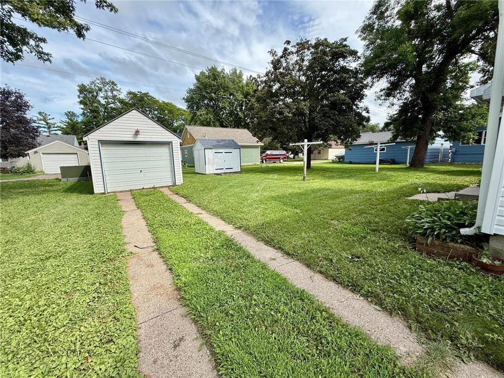 705 N Carver Street Winthrop MN 55396 6773930 image3