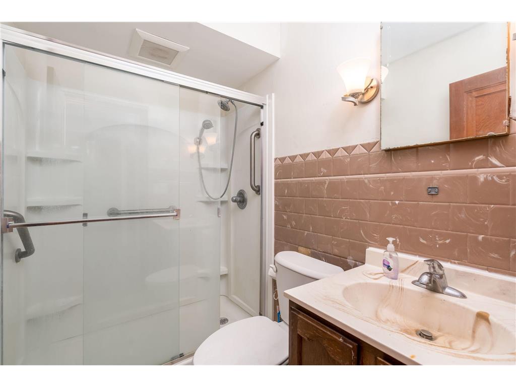 705 N Carver Street Winthrop MN 55396 7083715 image20