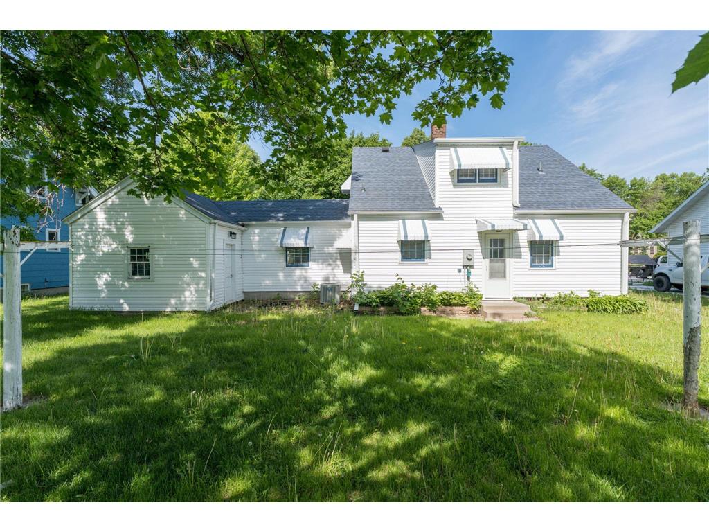 705 N Carver Street Winthrop MN 55396 7083715 image26