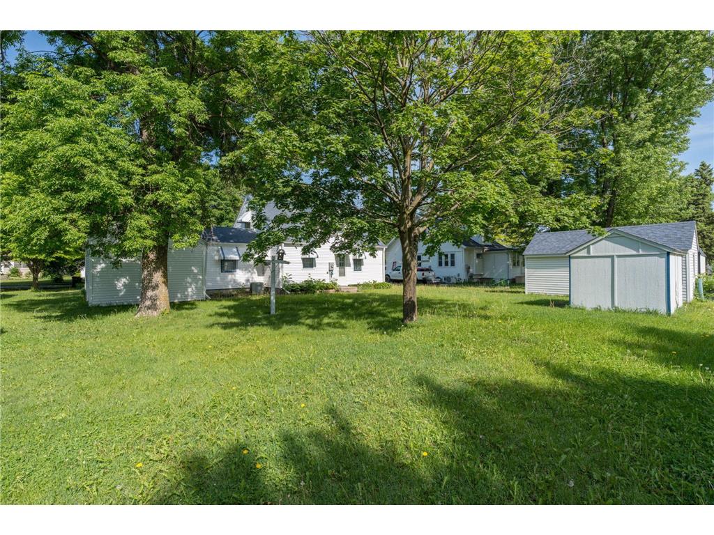 705 N Carver Street Winthrop MN 55396 7083715 image30