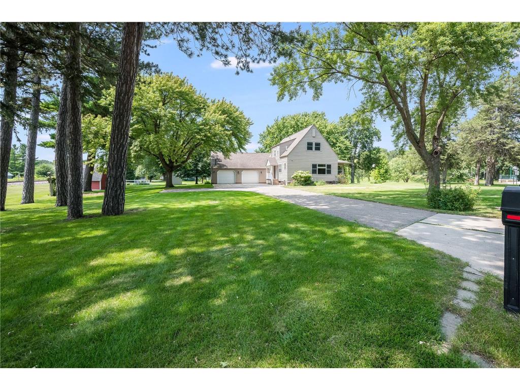 705 N Main Street Blue Earth MN 56013 6578470 image1