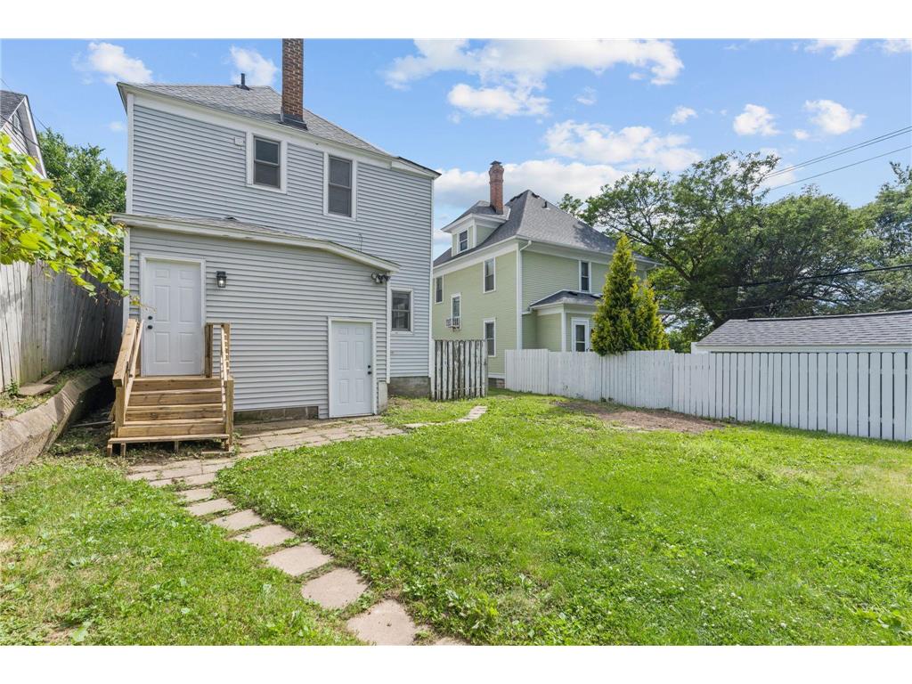 705 Sims Avenue Saint Paul MN 55106 7098612 image34