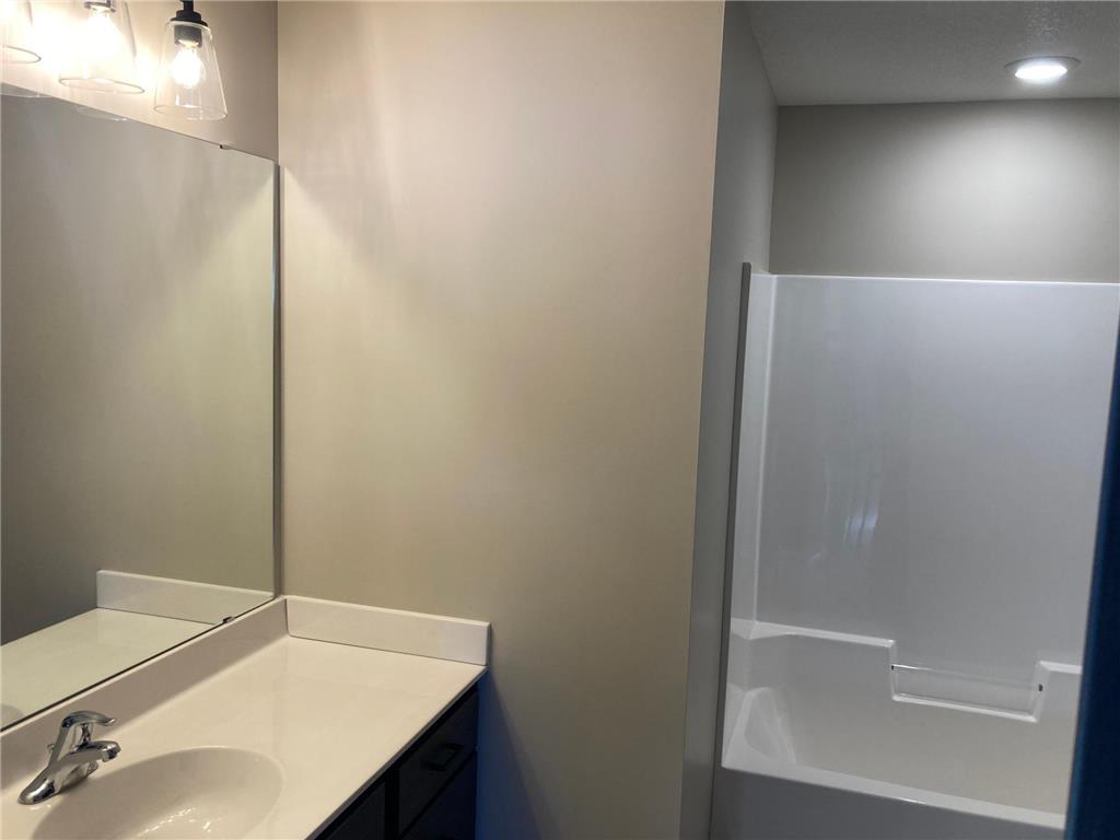 705 State Street Kenyon MN 55946 7015740 image9