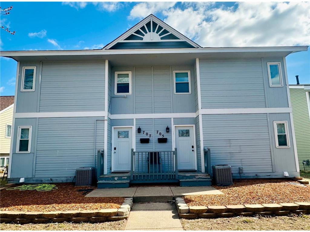 705 Tyler Street NE Minneapolis MN 55413 7042946 image1