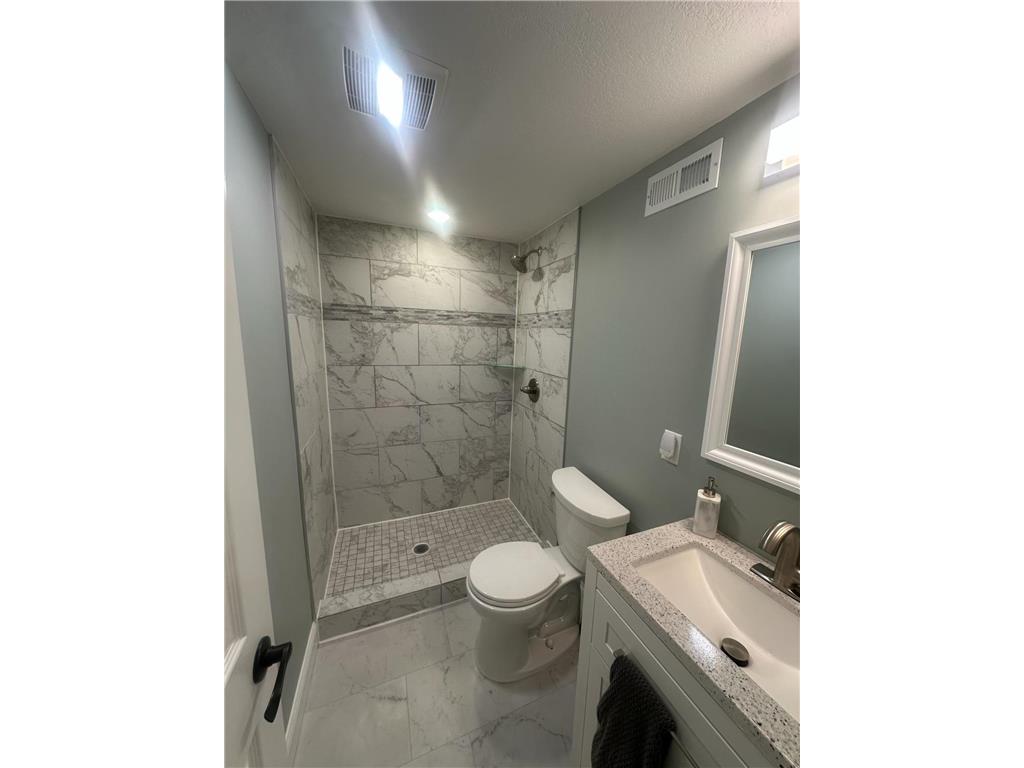 705 Tyler Street NE Minneapolis MN 55413 7042946 image9