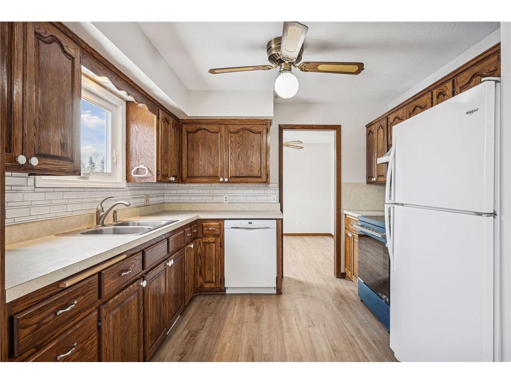 7050 Pioneer Trail Greenfield MN 55357 6823538 image15