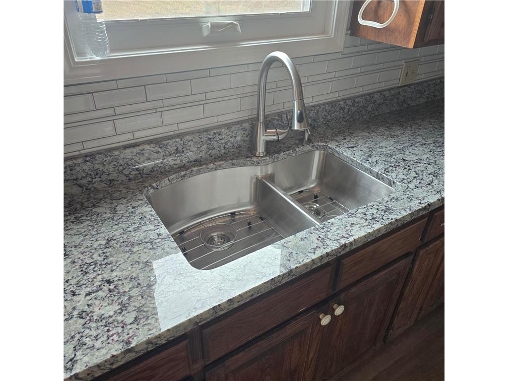 7050 Pioneer Trail Greenfield MN 55357 6823538 image16