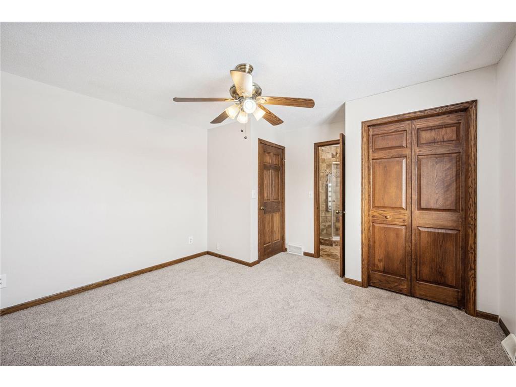 7050 Pioneer Trail Greenfield MN 55357 6823538 image27