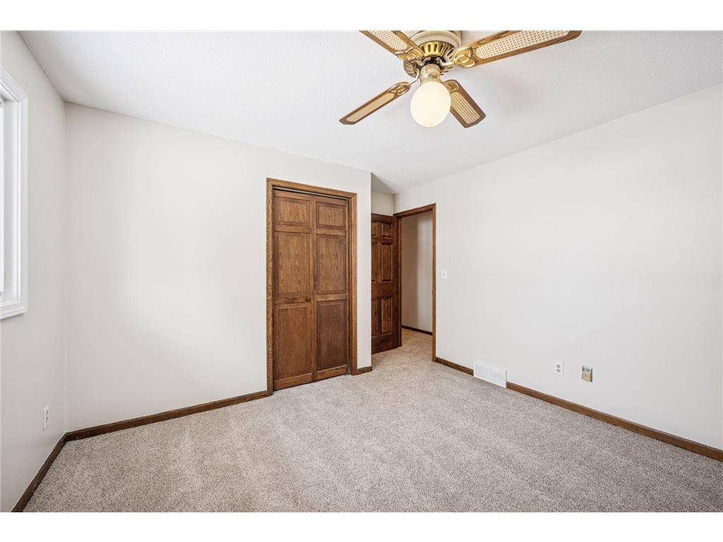 7050 Pioneer Trail Greenfield MN 55357 6823538 image31