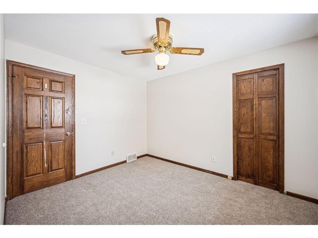7050 Pioneer Trail Greenfield MN 55357 6823538 image33