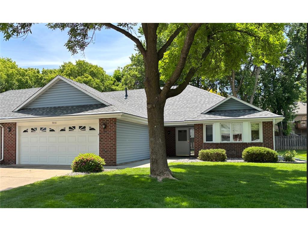 7051 24th Street N Oakdale MN 55128 6718332 image1