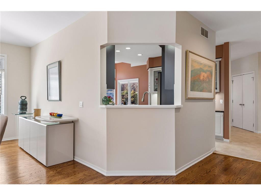 7052 Crowne Oak Road Eden Prairie MN 55344 7057166 image17