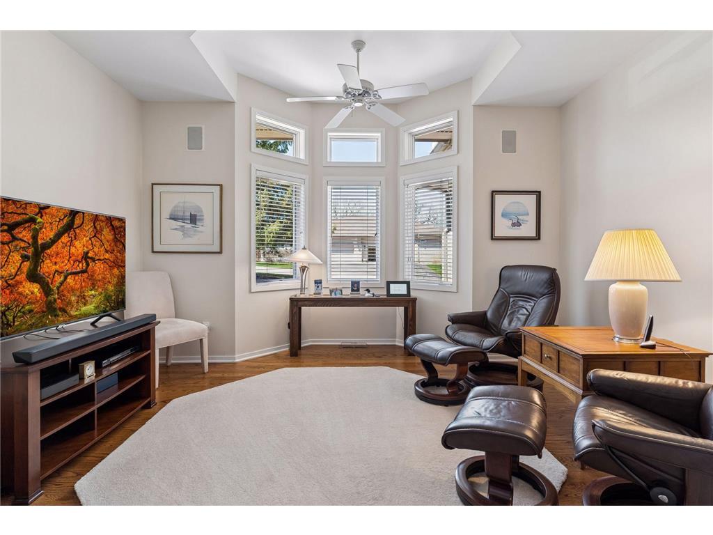 7052 Crowne Oak Road Eden Prairie MN 55344 7057166 image7