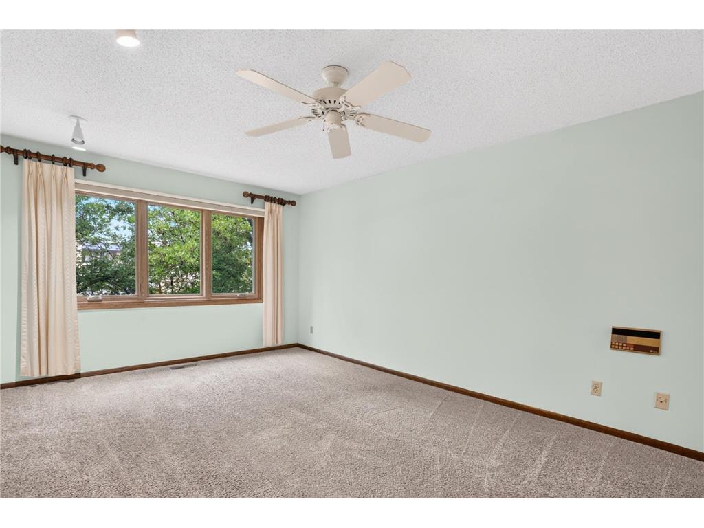 7055 Robinwood Trail Woodbury MN 55125 7089040 image16